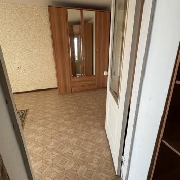 Продается 1-комнатная квартира, 37,3 м²