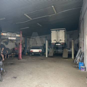 Продается Нежилое помещение, 1000 м²