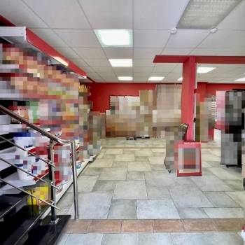 Сдается Торговое помещение, 140 м²