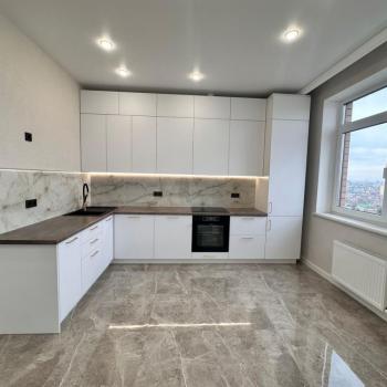 Продается 1-комнатная квартира, 47 м²