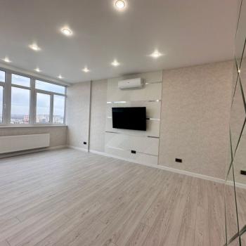 Продается 1-комнатная квартира, 47 м²