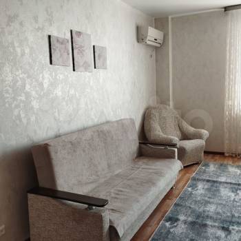 Сдается 2-х комнатная квартира, 76 м²