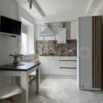 Продается 1-комнатная квартира, 32 м²