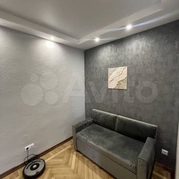 Продается 1-комнатная квартира, 32 м²