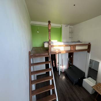 Продается 1-комнатная квартира, 14 м²