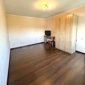 Продается 1-комнатная квартира, 33 м²