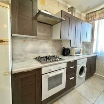 Продается 1-комнатная квартира, 33 м²