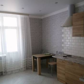 Продается 1-комнатная квартира, 38 м²