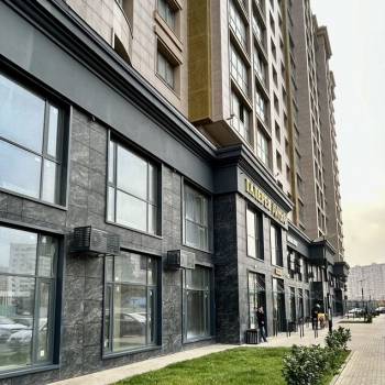 Сдается 1-комнатная квартира, 52 м²