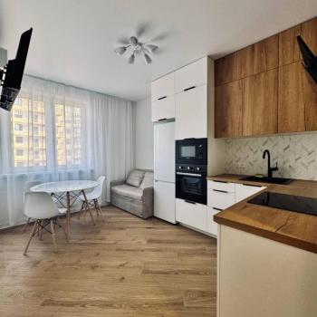 Сдается 1-комнатная квартира, 42 м²