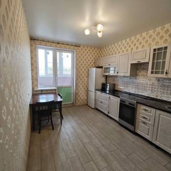 Сдается 1-комнатная квартира, 41 м²