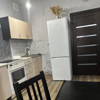 Продается Многокомнатная квартира, 85,4 м²