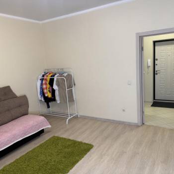 Продается 1-комнатная квартира, 51,2 м²