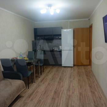 Сдается 2-х комнатная квартира, 64 м²