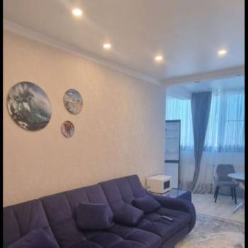 Продается 1-комнатная квартира, 54 м²