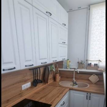 Продается 1-комнатная квартира, 54 м²