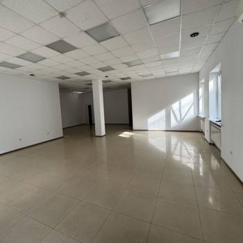 Сдается Нежилое помещение, 120 м²