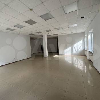 Сдается Нежилое помещение, 120 м²