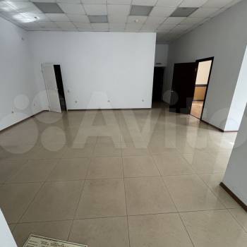 Сдается Нежилое помещение, 120 м²