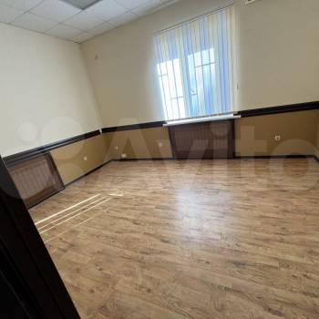 Сдается Нежилое помещение, 120 м²