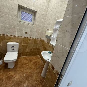 Сдается Нежилое помещение, 120 м²