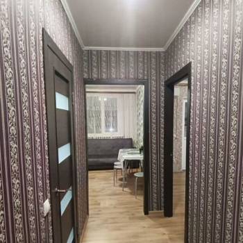 Сдается 1-комнатная квартира, 42 м²