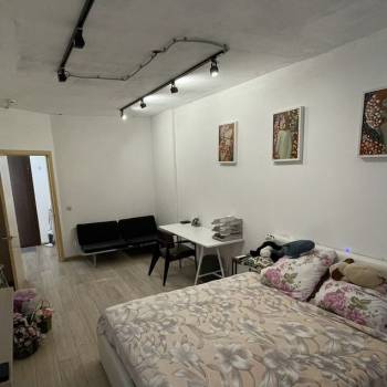 Сдается 1-комнатная квартира, 42 м²