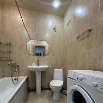 Сдается 1-комнатная квартира, 39 м²