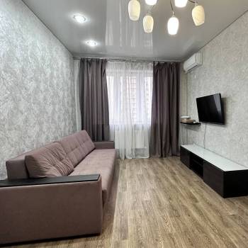 Сдается 1-комнатная квартира, 39 м²