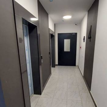 Продается 1-комнатная квартира, 47 м²