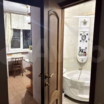 Продается 1-комнатная квартира, 37 м²