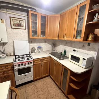 Продается 1-комнатная квартира, 37 м²