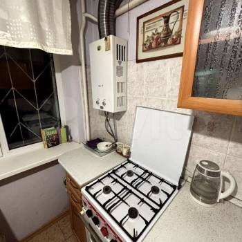 Продается 1-комнатная квартира, 37 м²