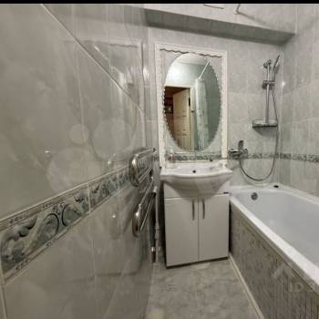 Сдается Многокомнатная квартира, 50 м²