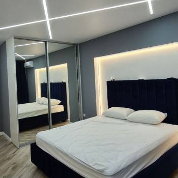 Сдается 2-х комнатная квартира, 75 м²