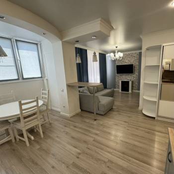 Продается 1-комнатная квартира, 37,7 м²