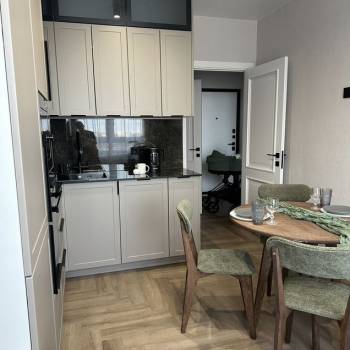 Продается 1-комнатная квартира, 37,3 м²