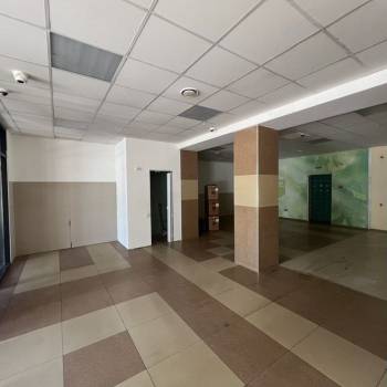 Сдается Торговое помещение, 95 м²