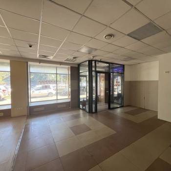 Сдается Торговое помещение, 95 м²