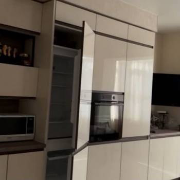 Продается 1-комнатная квартира, 44,4 м²