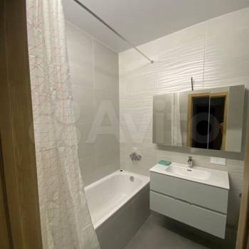 Продается 1-комнатная квартира, 46 м²