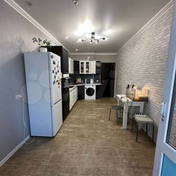 Продается 2-х комнатная квартира, 60 м²