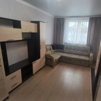 Продается 1-комнатная квартира, 41 м²