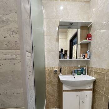 Продается 1-комнатная квартира, 43 м²