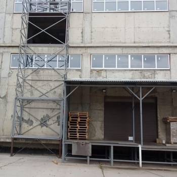 Сдается Нежилое помещение, 375 м²