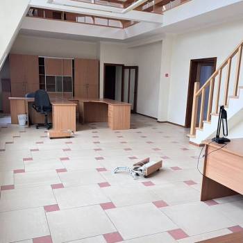 Сдается Офис, 130 м²