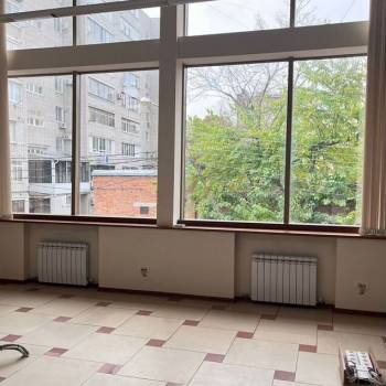 Сдается Офис, 130 м²