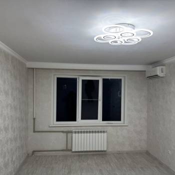 Продается 1-комнатная квартира, 40 м²