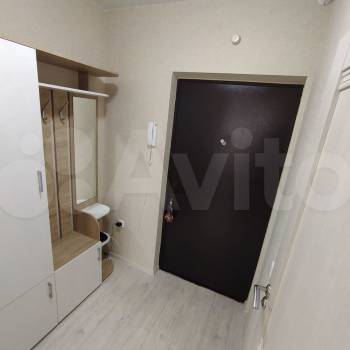 Сдается 1-комнатная квартира, 39 м²