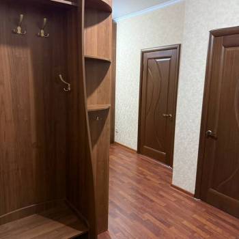 Сдается 2-х комнатная квартира, 77,2 м²